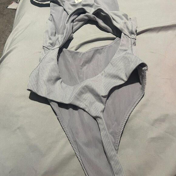 For love & lemons grey bodysuit size small - Picture 5 of 6